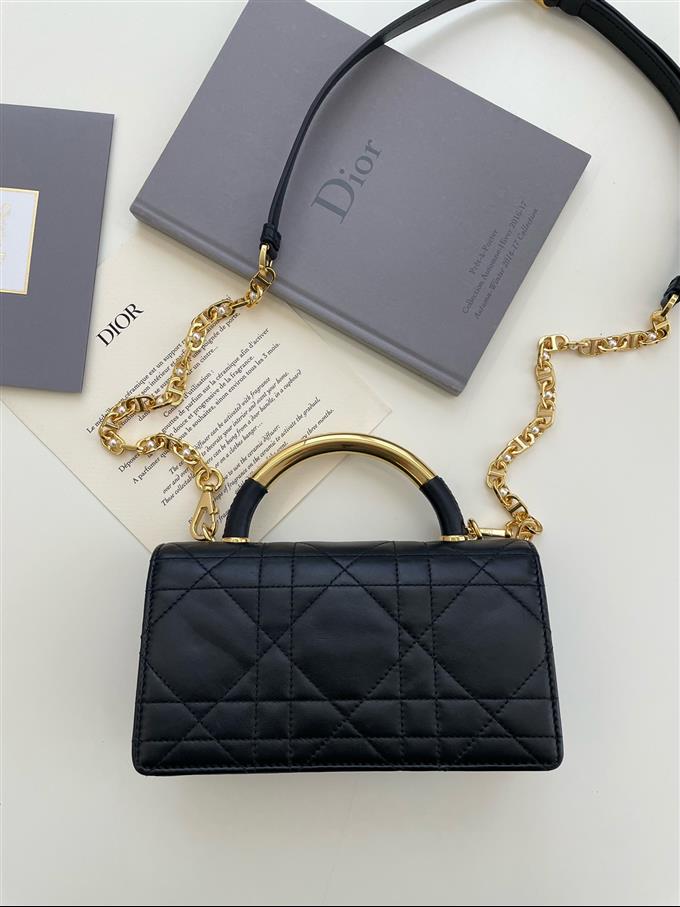 2025228Y730P222027436