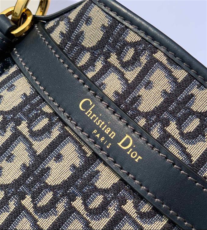 2025228Y800P22553506