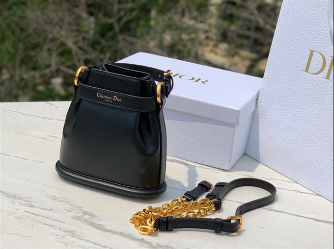 2025228Y850P22553584