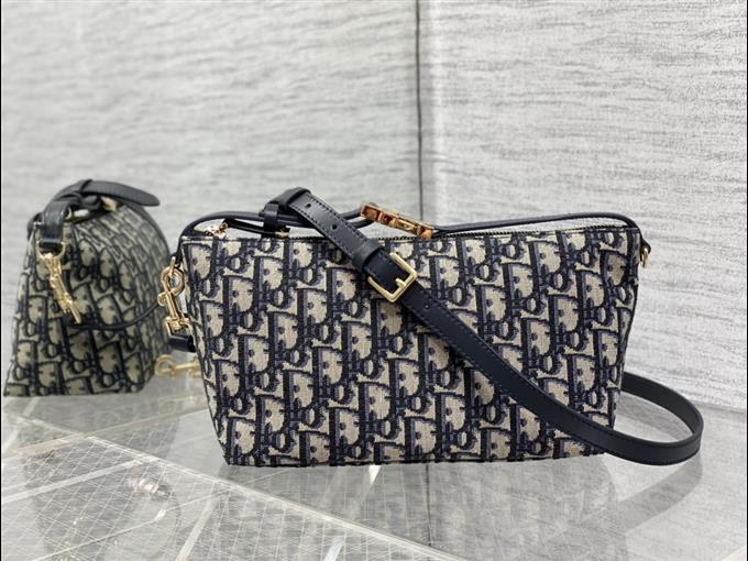 2025228Y500P22515472