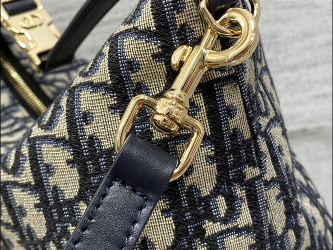 2025228Y500P22515545