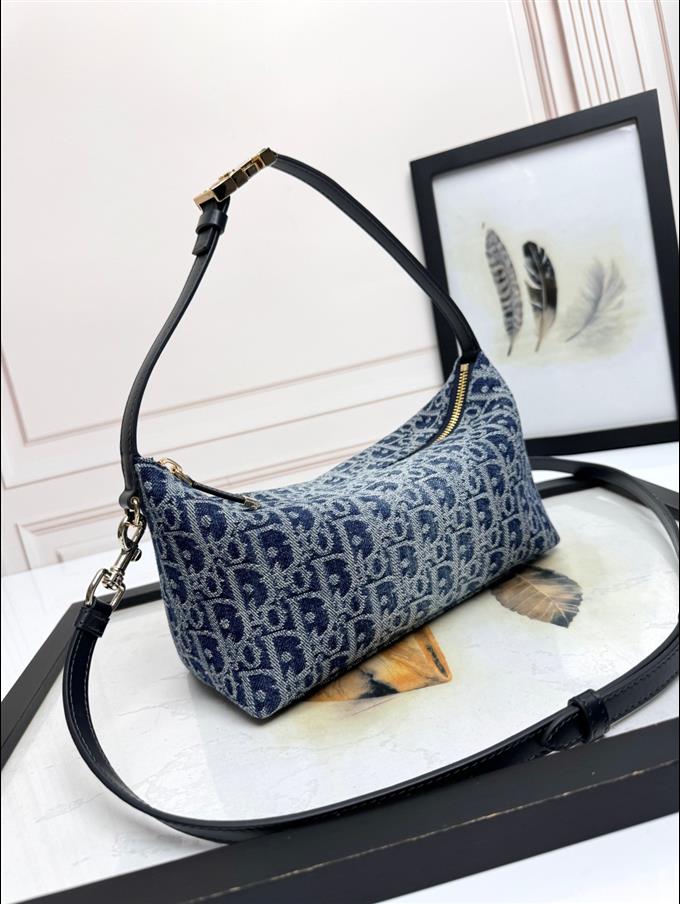 2025228Y500P22515625