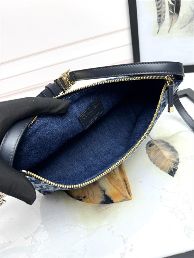 2025228Y500P22515673