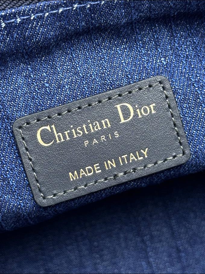 2025228Y500P22515735