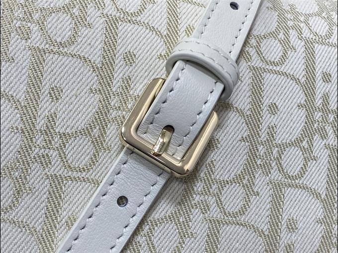 2025228Y550P22516112