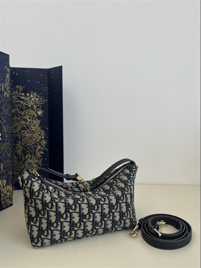 2025228Y550P22517333