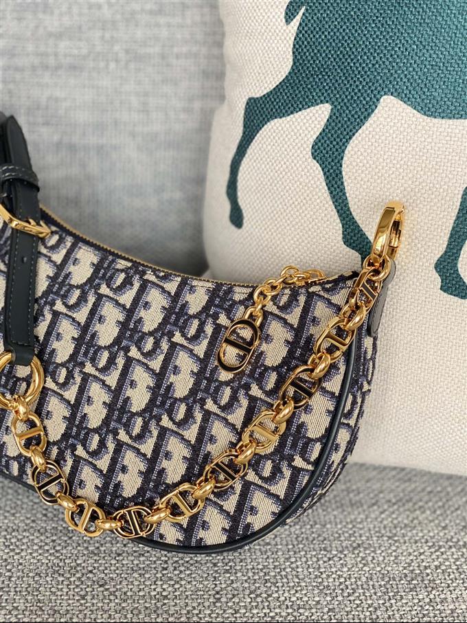 2025228Y600P221650132