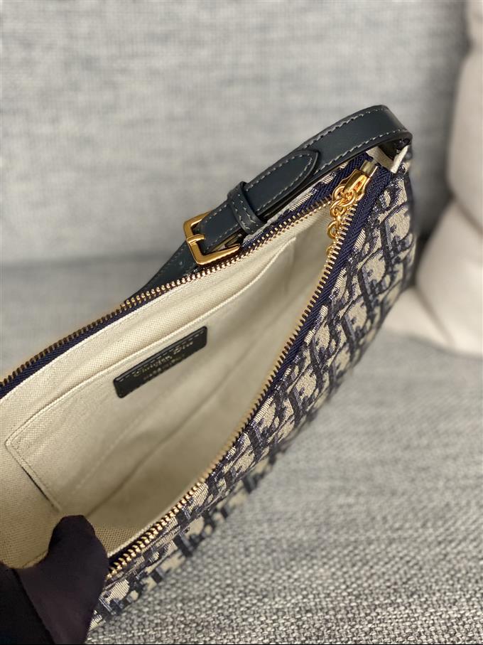 2025228Y600P221650162