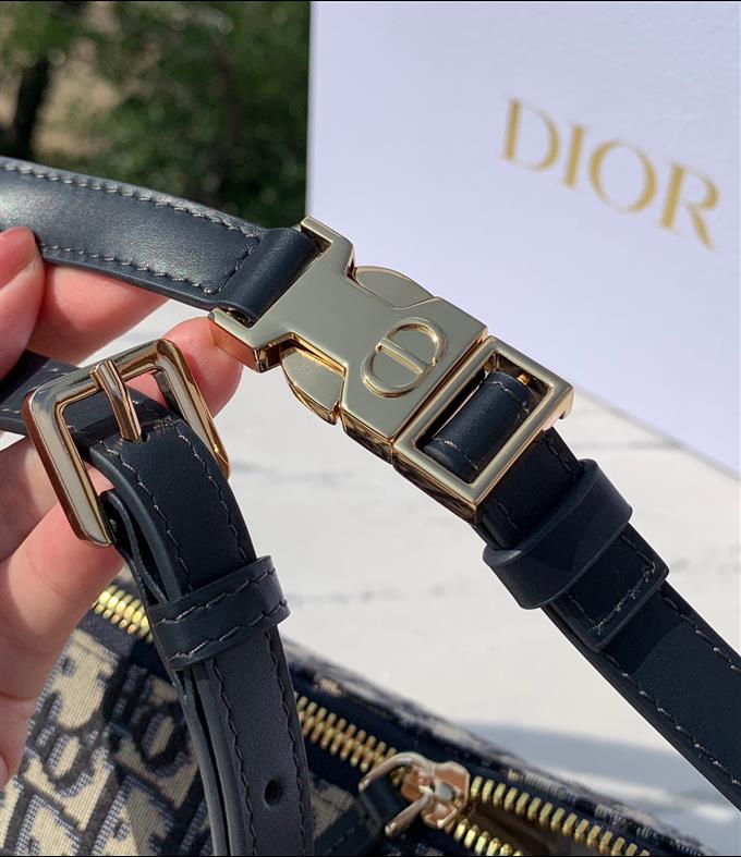 2025228Y750P22516658