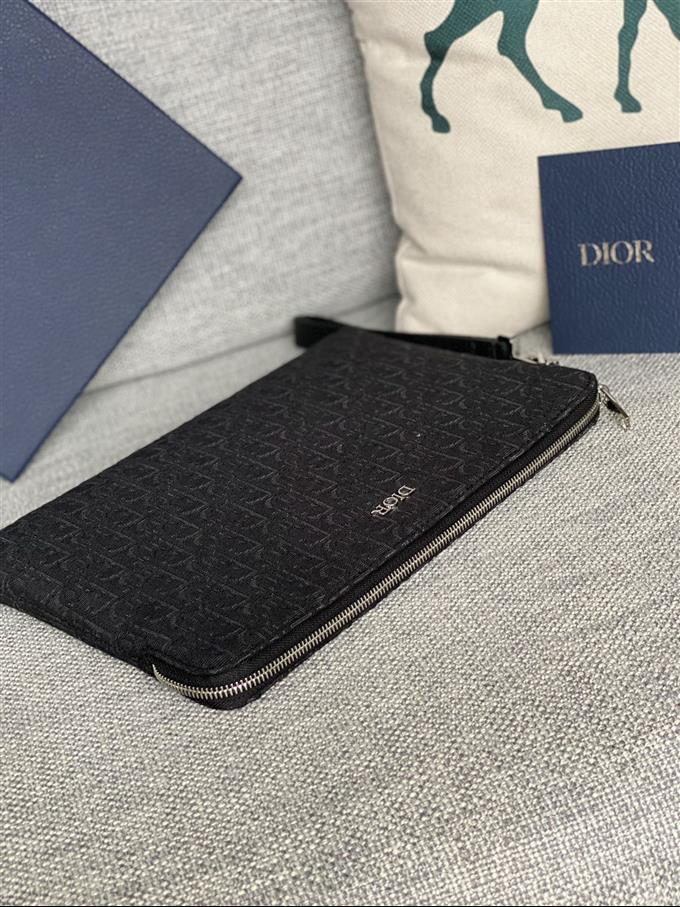 2025228Y270P211145260