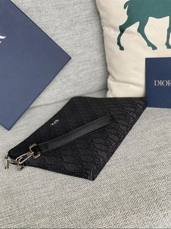 2025228Y270P211145276