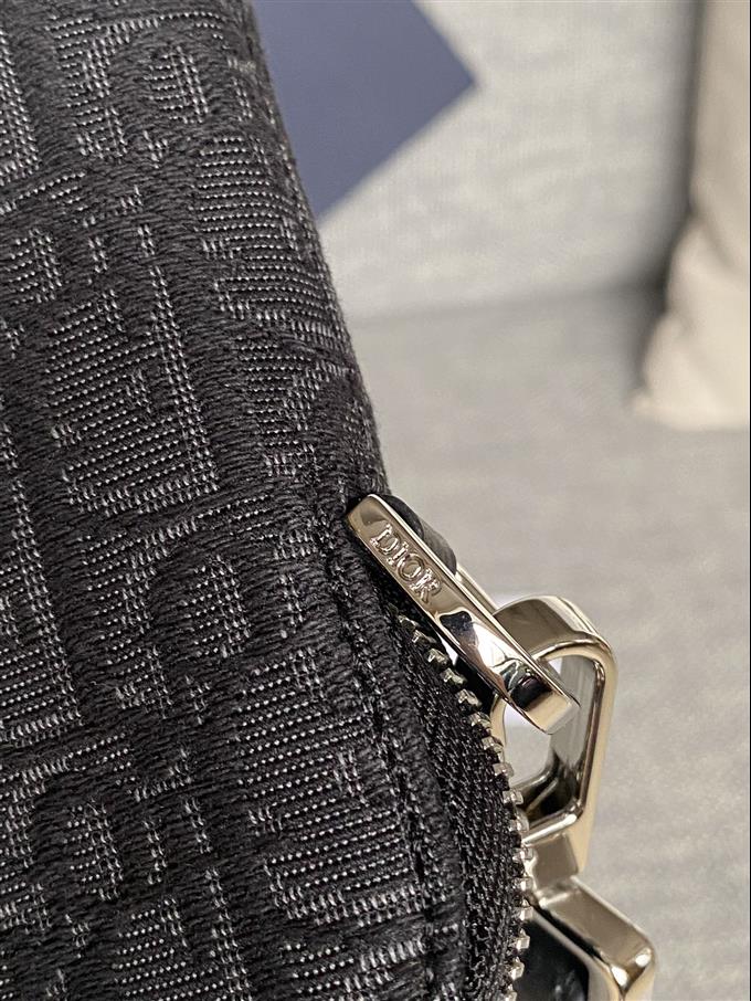 2025228Y270P211145322