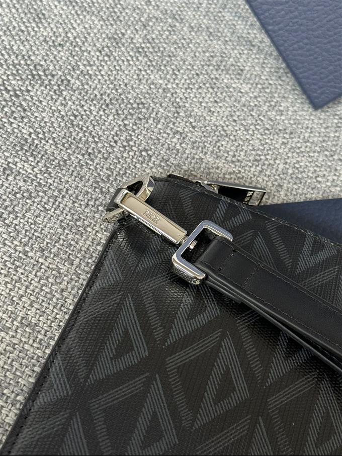 2025228Y270P212045205