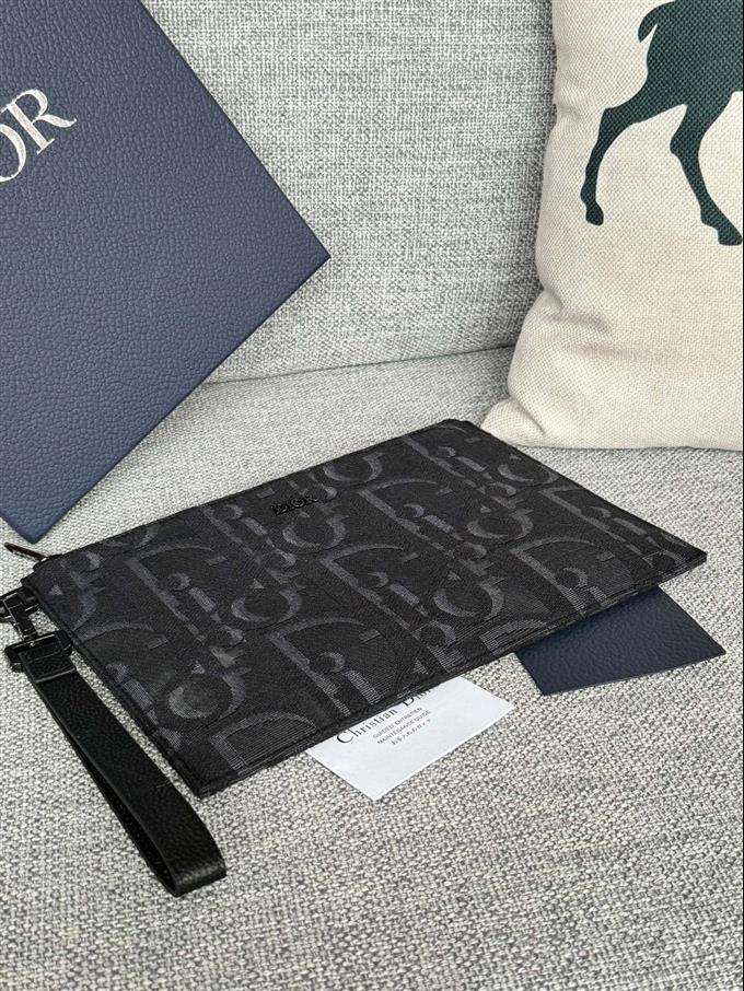 2025228Y270P212045454