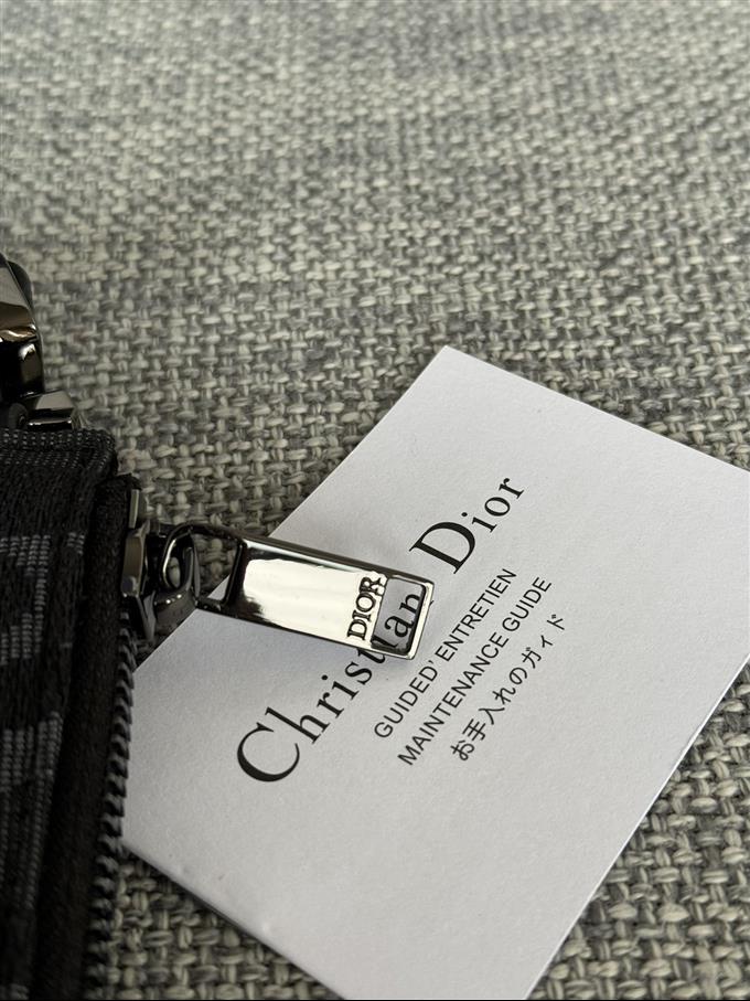 2025228Y270P212045501