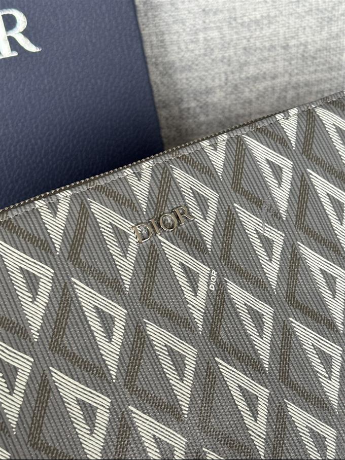 2025228Y280P211145853