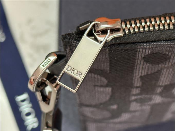 2025228Y350P211146626