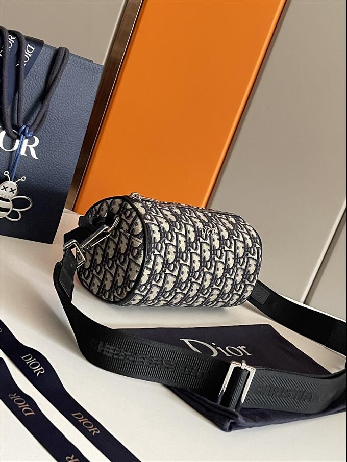 2025228Y380P21932639