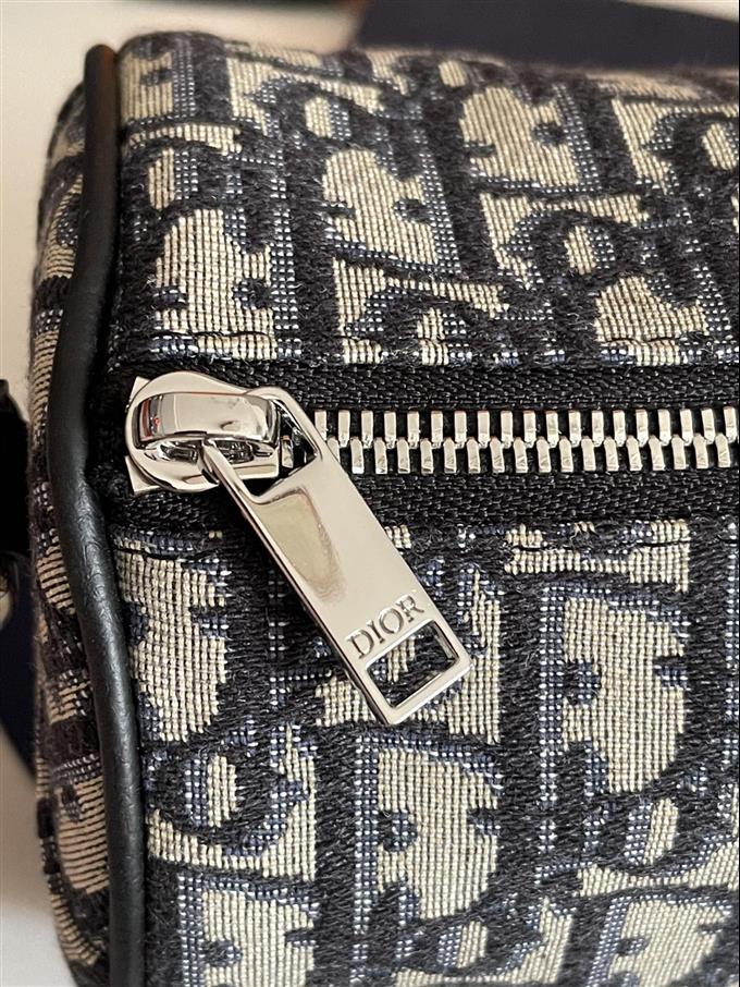 2025228Y380P21932685