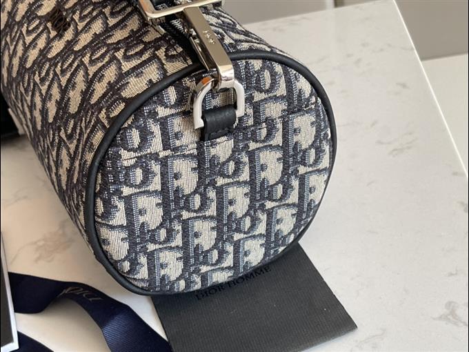 2025228Y380P21932825