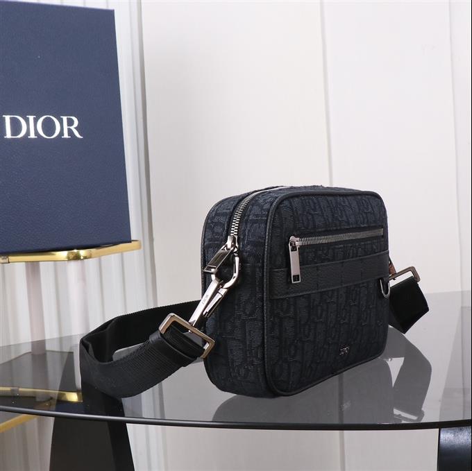 2025228Y450P211945334