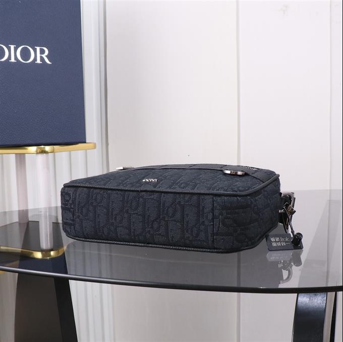 2025228Y450P211945350