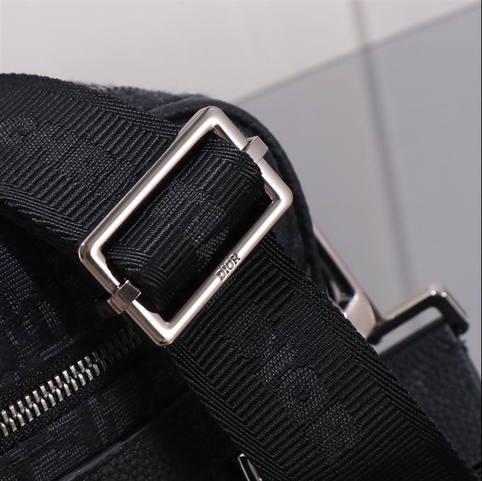 2025228Y450P211945413