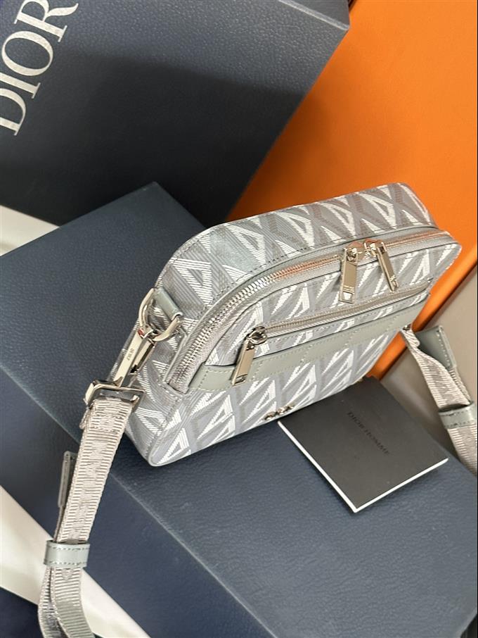 2025228Y500P21194567