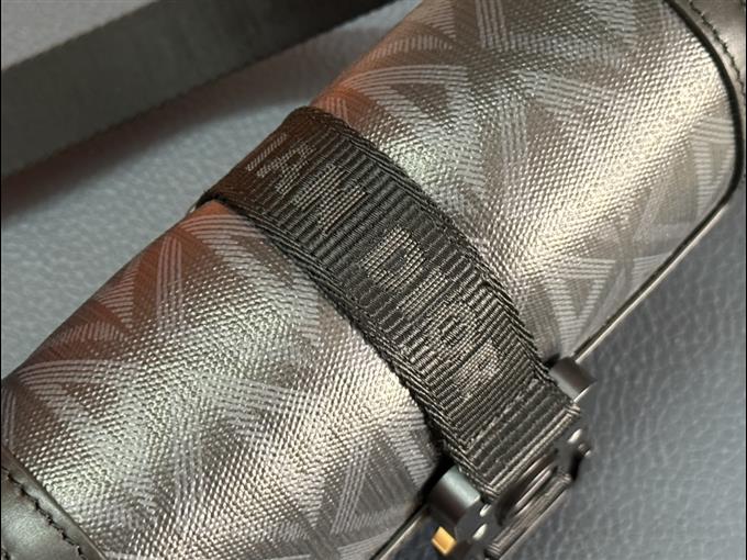 2025228Y500P211945979