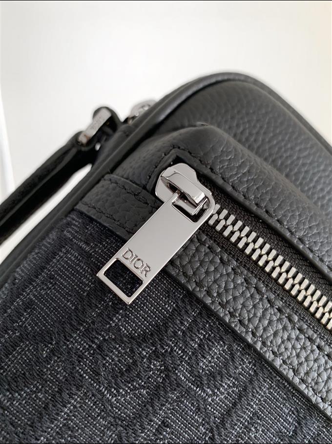 2025228Y500P221030853