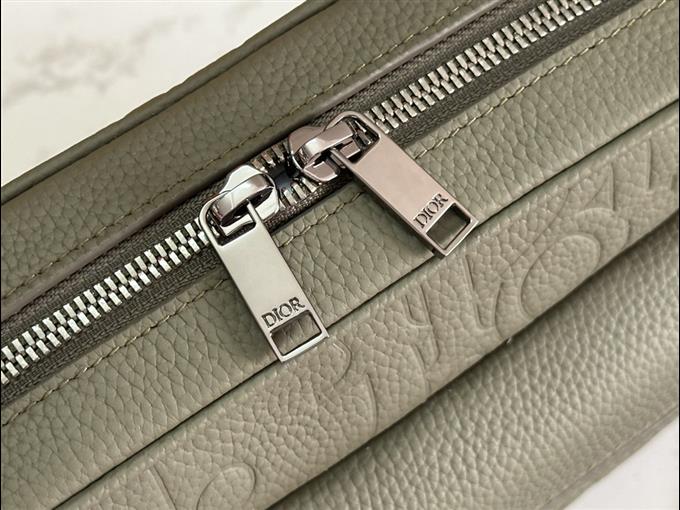 2025228Y500P221031434