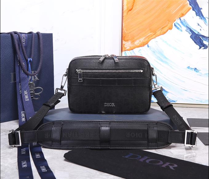 2025228Y520P211946151