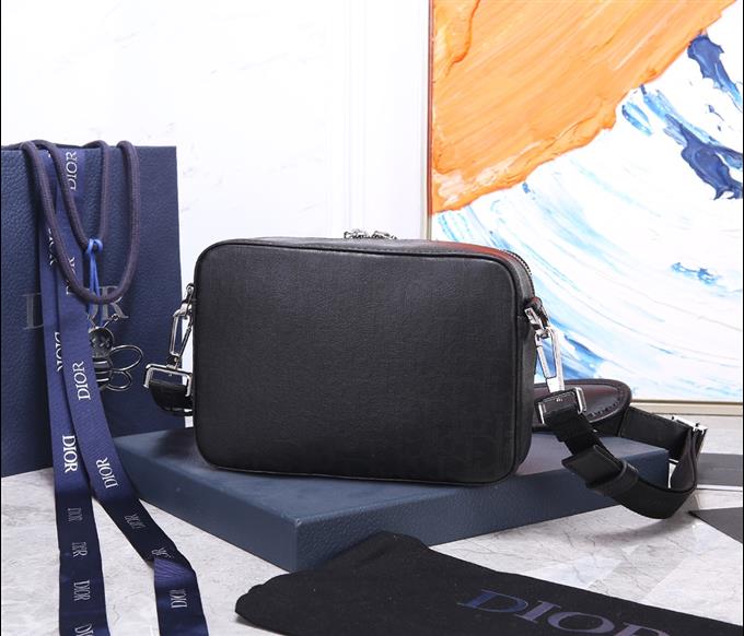 2025228Y520P211946182