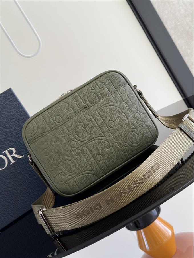 2025228Y520P221031244