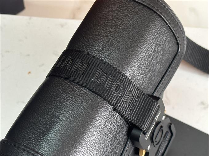 2025228Y530P211946323