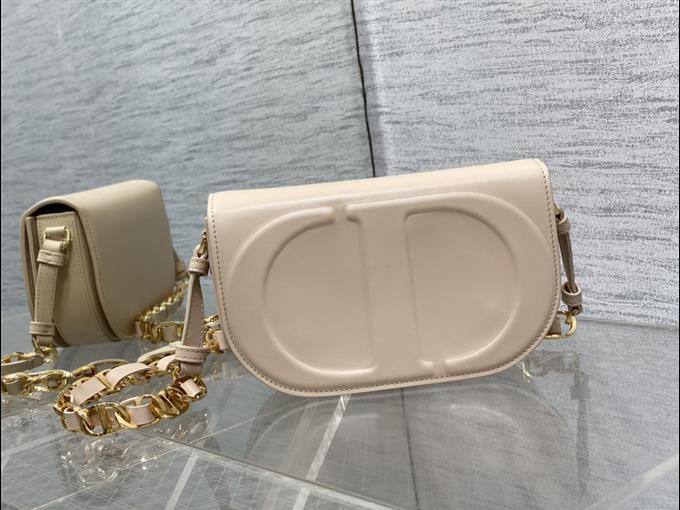 2025228Y600P21312204