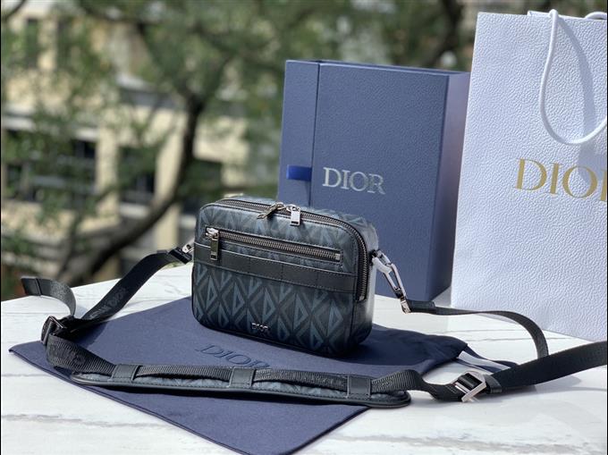 2025228Y700P211945162