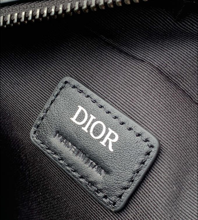 2025228Y700P211945287