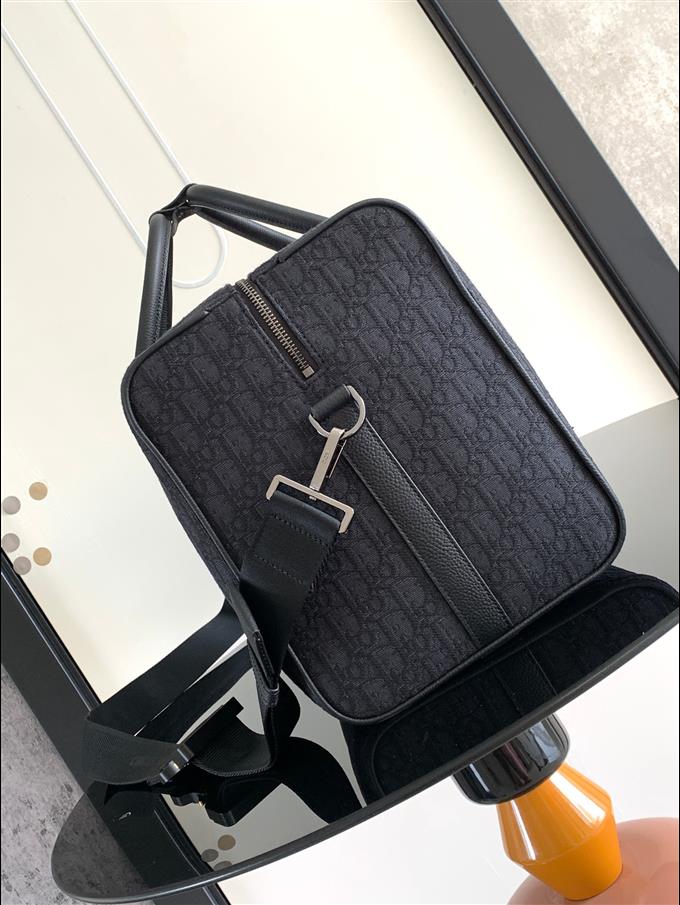 2025228Y770P211038140