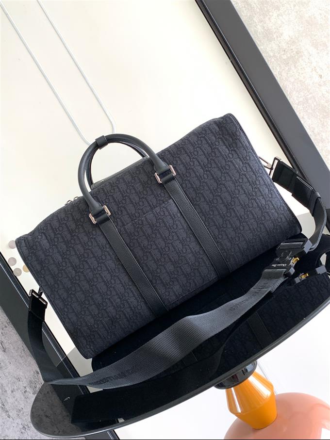 2025228Y770P211038156