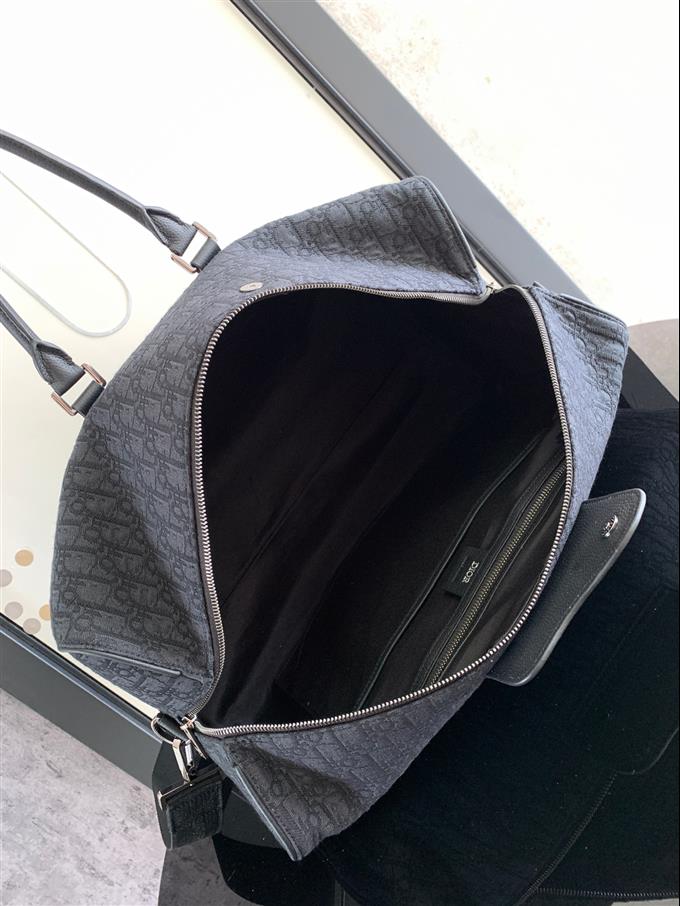 2025228Y770P211038231