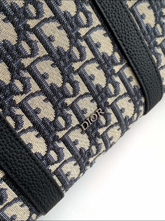 2025228Y460P203144815