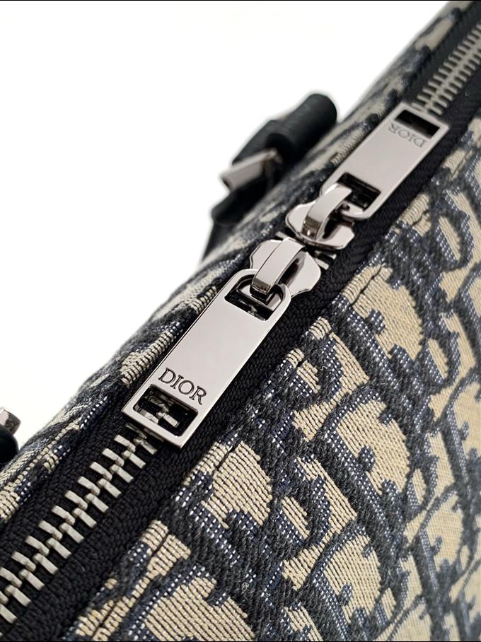 2025228Y460P203144830