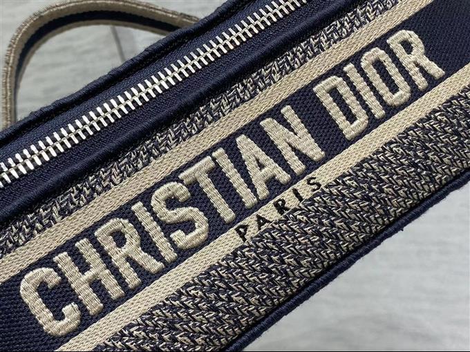 2025228Y550P215623346