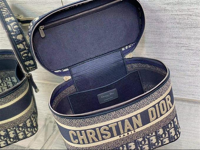 2025228Y580P215623985