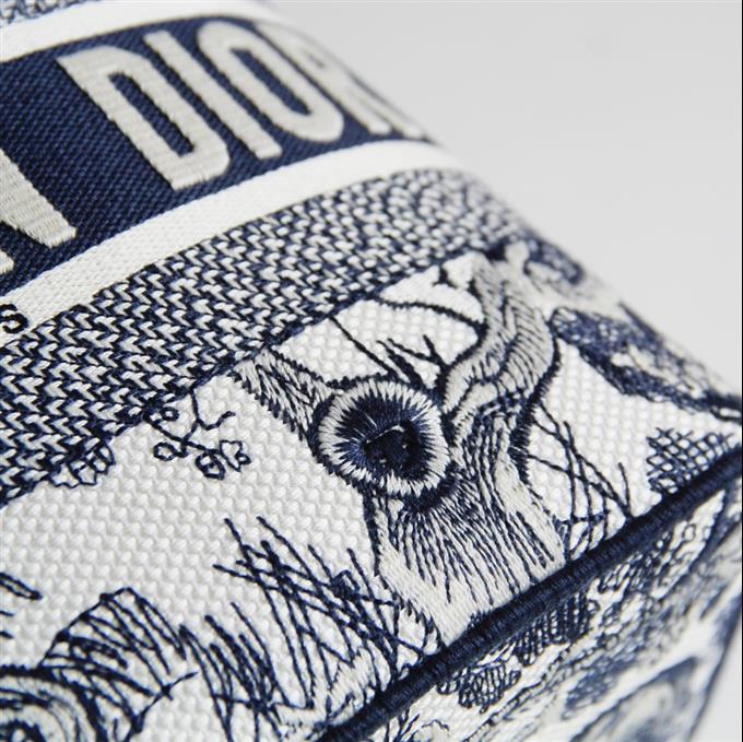 2025228Y580P21594424