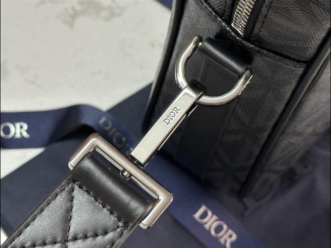 2025228Y580P221113535