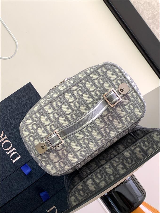 2025228Y600P215624253