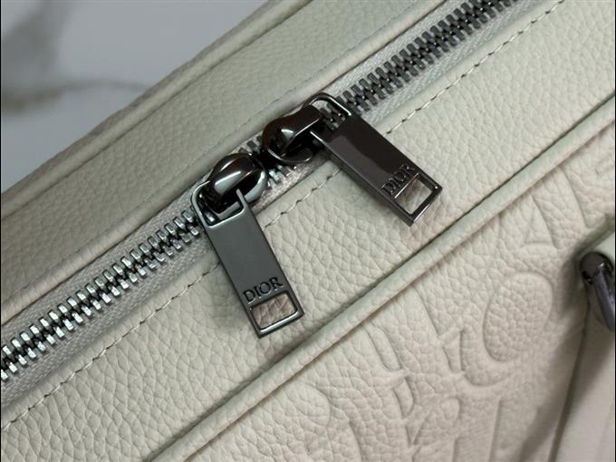 2025228Y630P221113942