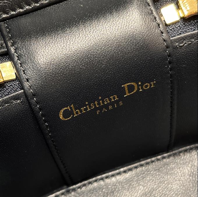 2025228Y650P21594771